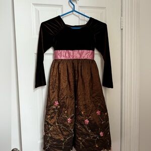 Jona Michelle Vintage children’s holiday velvet dress